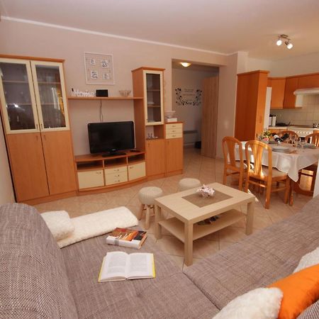 Apartment Ely Rabac Kültér fotó