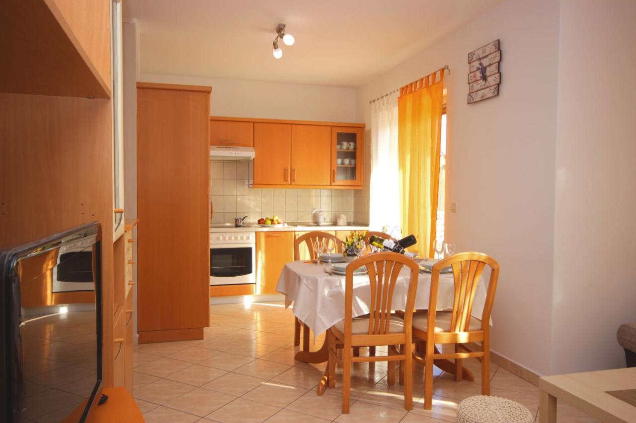 Apartment Ely Rabac Kültér fotó